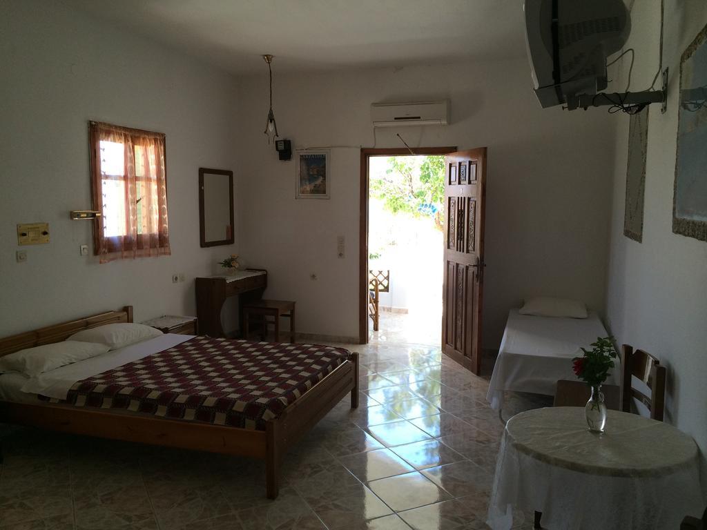 Mihalis Studios Lakki  Oda fotoğraf