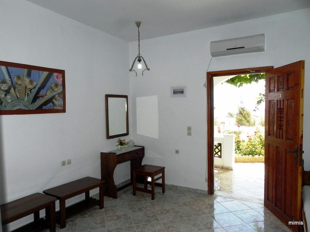 Mihalis Studios Lakki  Oda fotoğraf